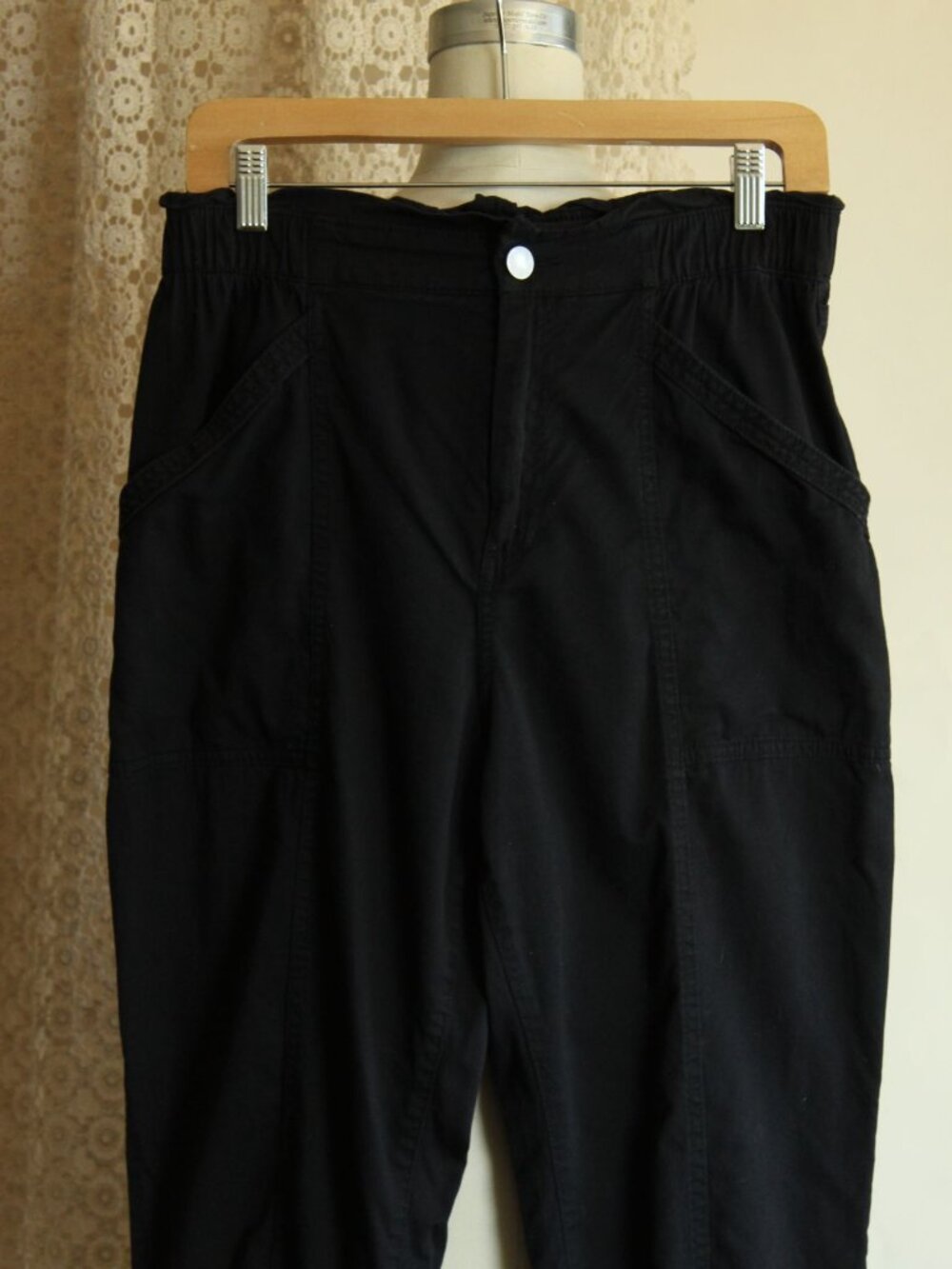 Womens Old Navy Pants,  Black Baggy Size Medium Cotton with Pockets, Elastic - Picture 3 of 14